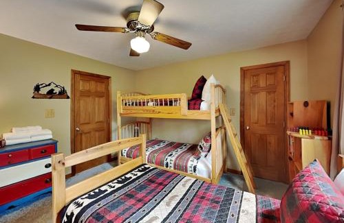 Blakeslee House | Smore Fun