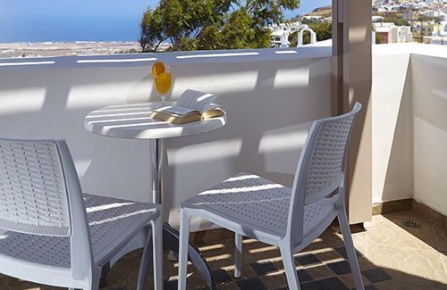 Pyrgos Hotel | Smy Orizontes Santorini