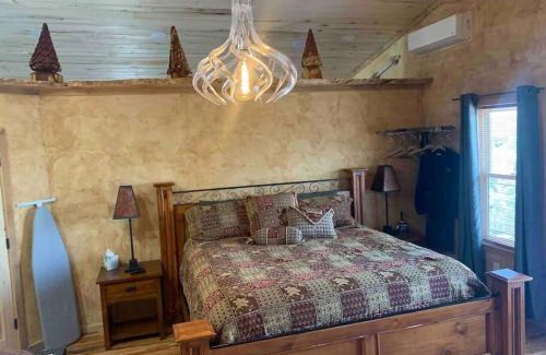 Northeast Heights House | SneakAway in Albuquerque