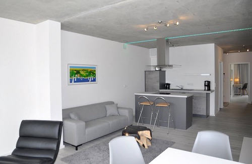 Heikendorf Apartment | Sniff the Baltic Sea air - just a mussel throw from the marina