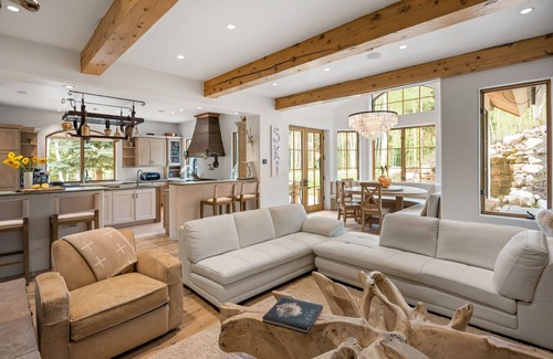 Snowmass Village Ski Chalet | Snow Chalet by Cuvee | Ski in/Ski Out | Private Neighborhood