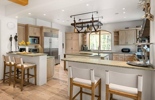 Snowmass Village Ski Chalet | Snow Chalet by Cuvee | Ski in/Ski Out | Private Neighborhood