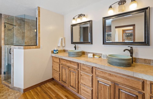 Bozeman House | Snow Creek-Perfect home for your families home base while exploring the area!