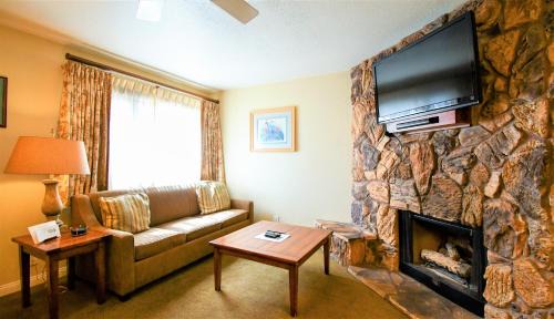Big Bear Lake Cabin | Snow Lake Lodge