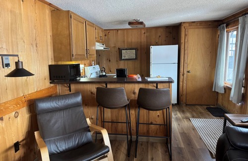 Bessemer House | Snow Otter Haus | Cozy 2BR Retreat