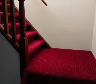 Perth Villa | Snow white's 2 bedroom dream Cottage with free parking