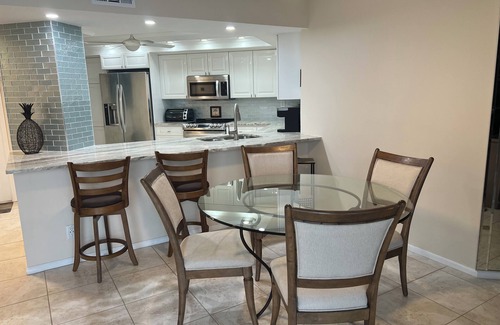 Hutchinson Island South Condo | Snowbird's Paradise - 2-bedroom Beachside Condo on Hutchinson Island