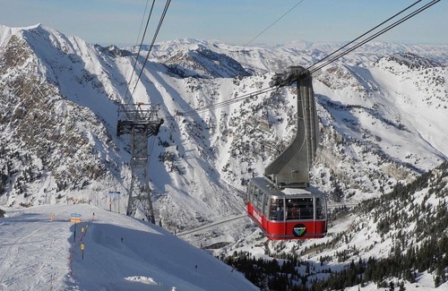 Salt Lake Mountain Resorts Apartment | Snowbird ski resort at the Iron Blosam Lodge