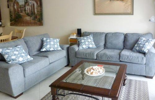 Lely Apartment | Snowbirds Escape 6 Mi to Beach and Old Naples!