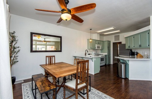 Mohave Valley House | Snowbirds Welcome. Enjoy River Life On a Golf Course.