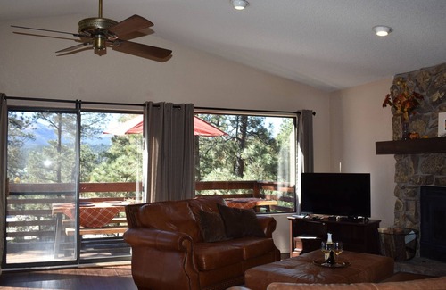Ruidoso House | SNOWCAP VIEWS... SIERRA BLANCA VIEWS INSIDE AND OUT! 3Bed/3B