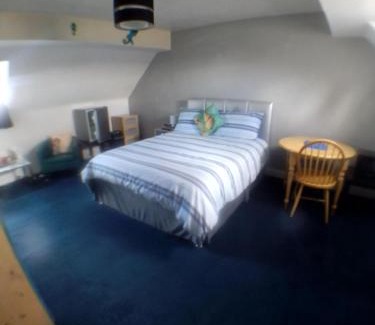 Rhyl Bed & Breakfast | Snowdon House Single rooms for solo travellers