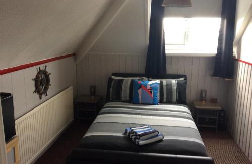 Rhyl Bed & Breakfast | Snowdon House Single rooms for solo travellers