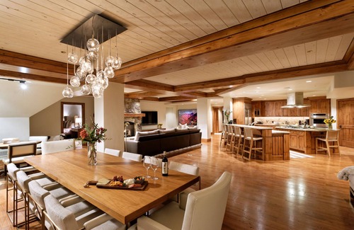 Avon Ski Chalet | Snowflake Penthouse by Cuvee | Mountain&Slope view
