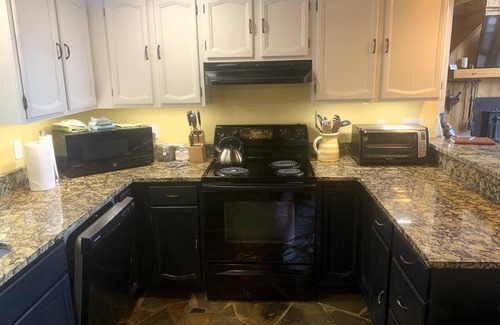 Snowshoe House | Snowshoe 5 Bedroom House - 100 yards from the ski slopes