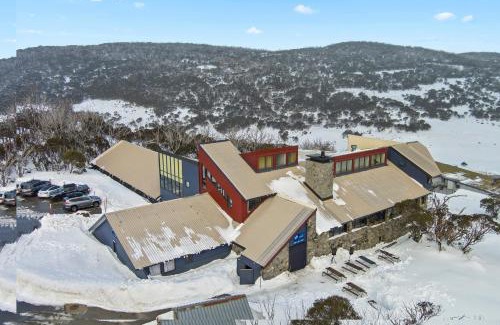 Perisher Valley Hotel | Snowy Gums Smiggins