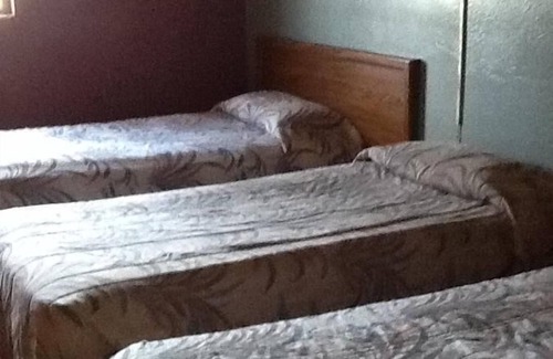 Show Low Hotel | Snowy River Inn