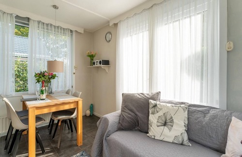 Baarland House | Snug holiday home in Baarland with terrace
