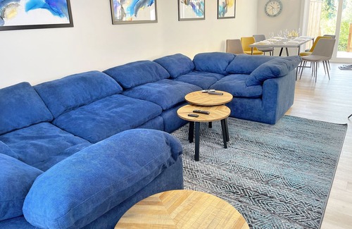 Dieppe House | Soak, Play & Indulge: Smart Home Retreat