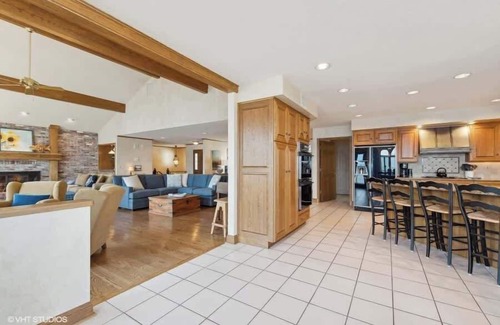 Dayton House | Soaring Eagle Flathead Lake Waterfront Retreat