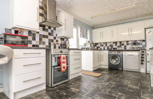 St Just House | SOFALA, pet friendly, with a garden in St Just