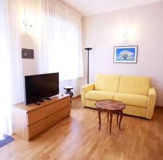 San Martino Apartment | Sofia House with Private Parking