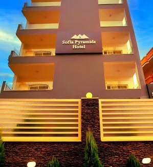 Giza Hotel | SOFiA PYRAMiDS VIEW HOTEL with free pool access