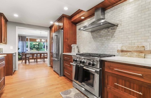 Baileys Crossroads House | Sojourn Beautiful Family Home with Beach Access & Backyard