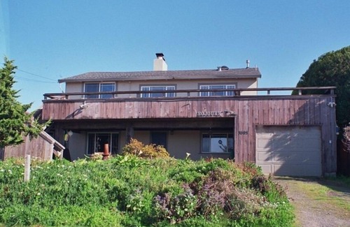 Salmon Creek House | Sojourn by the Sea at Salmon Creek Beach