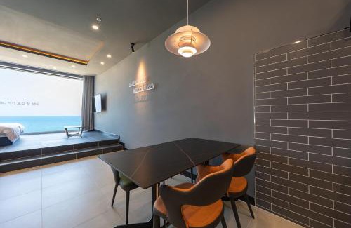 Sokcho House | Sokcho 828 Spa Pension