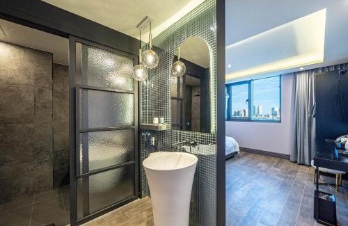 Sokcho Hotel | Sokcho Business Hotel CAMEL