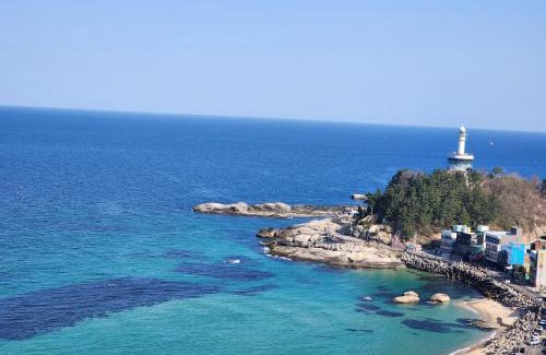 Sokcho Apartment | Sokcho Summitbay 1701 "Ocean View"
