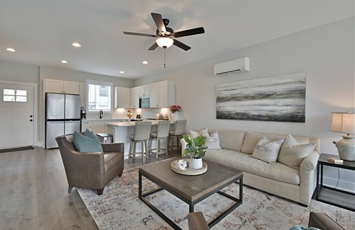 Knoxville House | SoKno Retreat Luxe 3 BR 3.5 BA city and river view