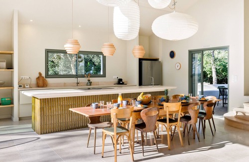 Les Estagnots House | SOLÉA - CONTEMPORARY VILLA WITH POOL WITHIN WALKING DISTANCE TO THE BEACH
