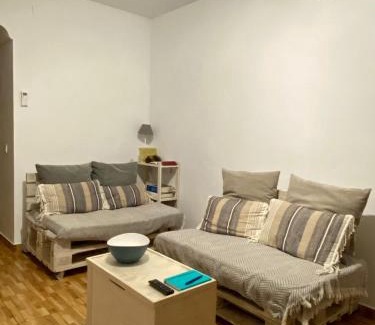 Manzaneque House | Sol y luna