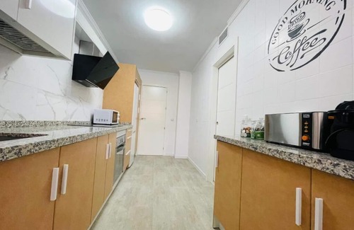 Arroyo de la Miel Condo | SOL y PLAYA, Cozy family apartment in Benalmádena with 3 BEDROOMS