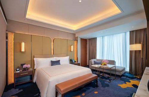 Bagong Pag-asa Hotel | Solaire Resort North