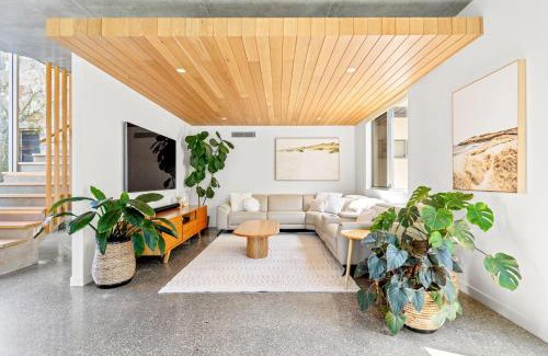 East Ballina House | Solana - 5 Bedroom Luxury Beachside Escape in East Ballina