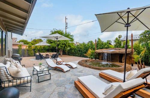 Park Scottsdale Four House | SolaNova Designer Oasis with Cocktail Pool & Theater