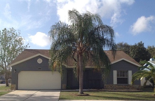 Riverview House | Solar heated pool. Fenced yard. Most dog breeds allowed with pet fee.