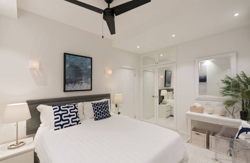 Reeds Bay House | Solaris Beach House by The Villa Life