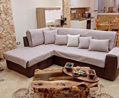 Neviano Apartment | SOLE e LUNA - JACUZZI e RELAX