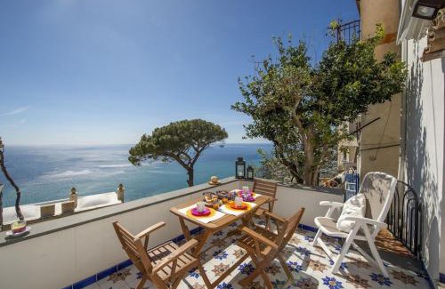 San Michele House | Soleil of Furore in village center