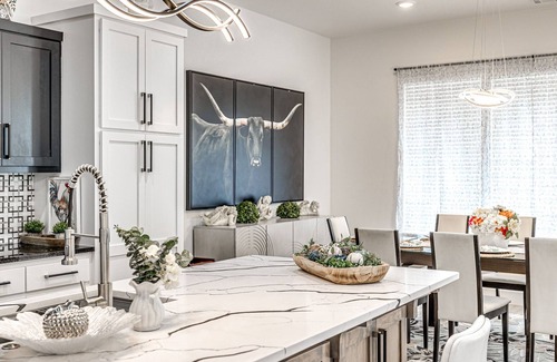 Central Oklahoma City House | SOLENA VIP OKC: Heated pool, Jacuzzi, grill, pool table outside; cozy interior.