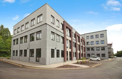 Barnt Green Apartment | Solihull Modern Apartments - Seven Stays