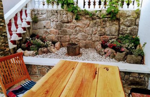 Karlobag Apartment | Solovi Dvori
