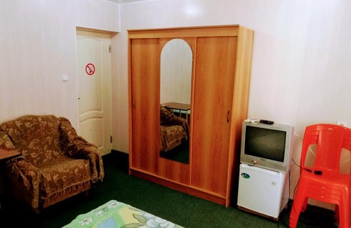 Lazarevskoye House | Solovyinaya Trel