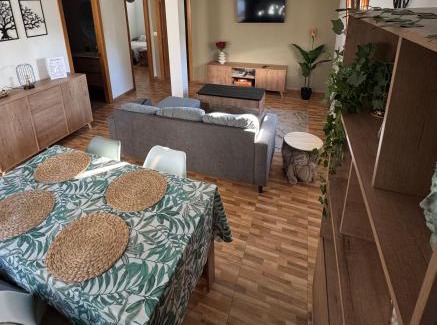 Vigo House | SOLPOR - Casa rural completa con garaje