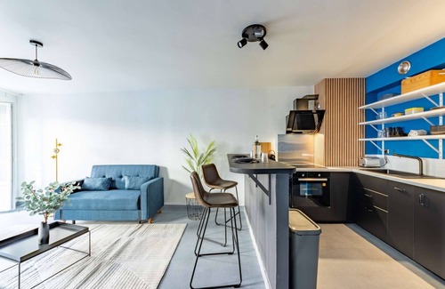 Pamiers Apartment | [Solstice] L'Outremer - Hypercentre - SmartTV
