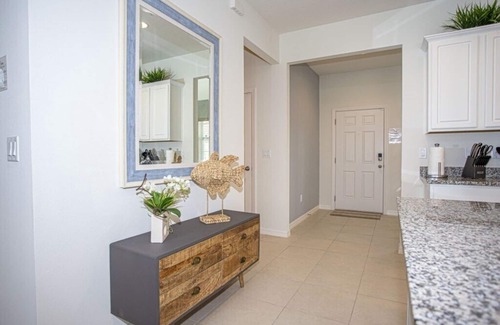 Loughman Resort | SOLTERRA RESORT 6045BO - 5BEDROOMS - 12 PEOPLE - JACUZZI - CLOSE DISNEY - BRAND NEW